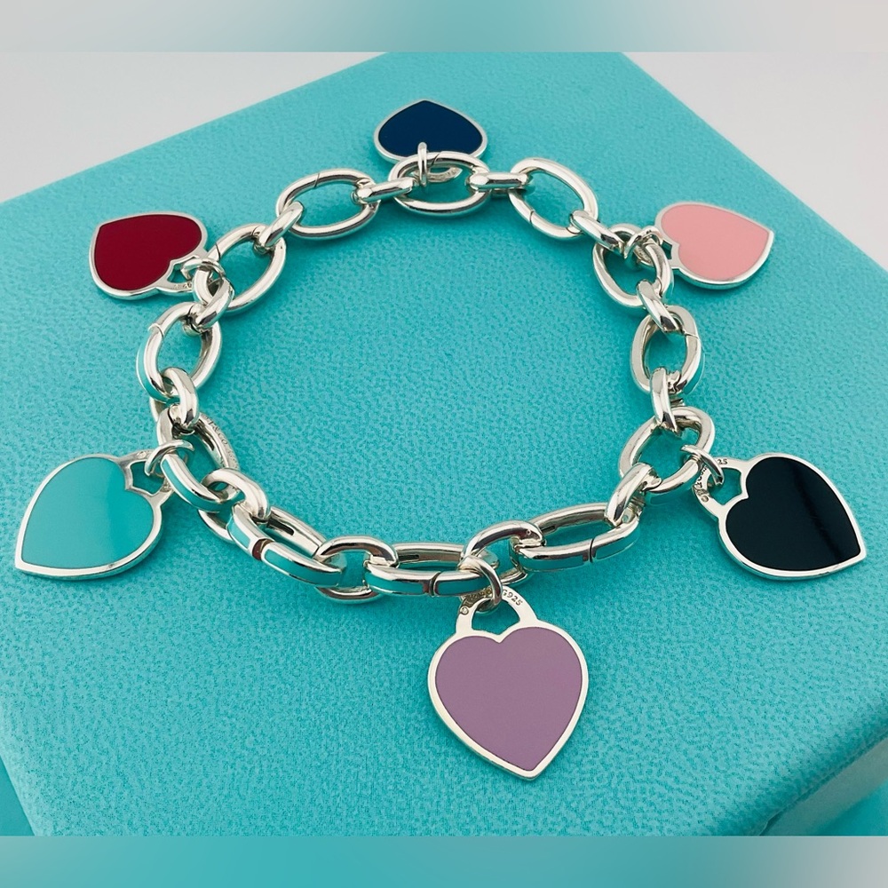 Tiffany Blue Enamel Clasping Links Bracelet With Heart Charms